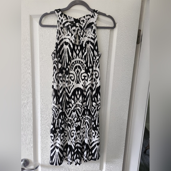 INC geometric shorts romper size small - Picture 2 of 5